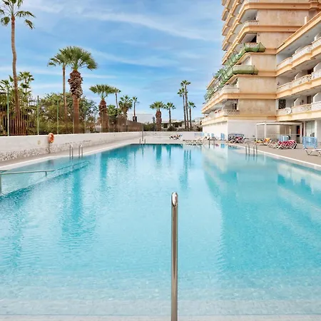 Home2book Terrace & Pool Retreat, Americas Διαμέρισμα