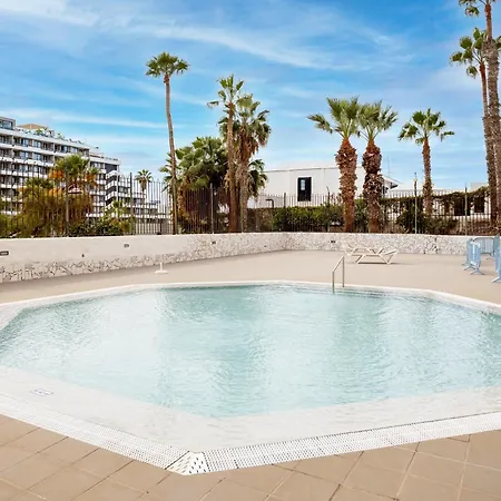 Home2book Terrace & Pool Retreat, Americas