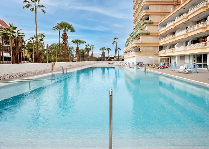 Home2book Terrace & Pool Retreat, Americas דירה